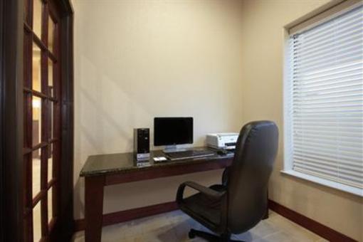 фото отеля Holiday Inn Express Hotel & Suites Hearne