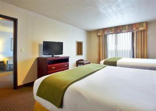 фото отеля Holiday Inn Express Hotel & Suites Hearne