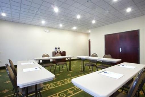 фото отеля Holiday Inn Express Hotel & Suites Hearne