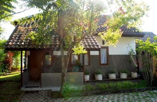 фото отеля de Daunan Home and Garden Guest House