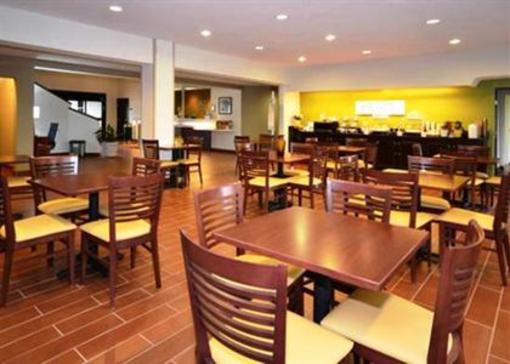 фото отеля Sleep Inn & Suites Lakeside