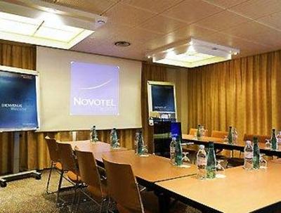 фото отеля Novotel Grenoble Centre