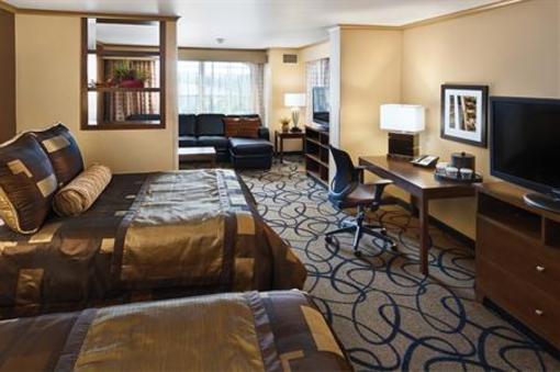 фото отеля Clubhouse Hotel Suites Pierre