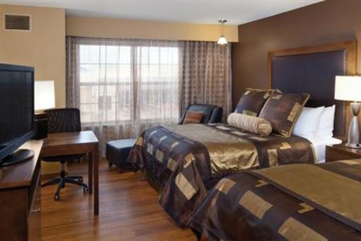 фото отеля Clubhouse Hotel Suites Pierre