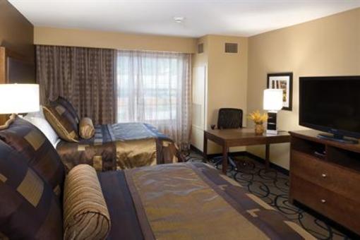фото отеля Clubhouse Hotel Suites Pierre