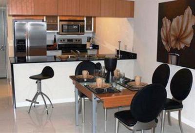фото отеля Opera Suites Miami