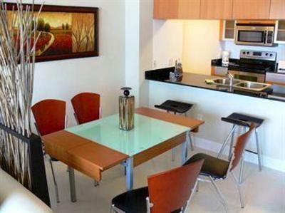 фото отеля Opera Suites Miami