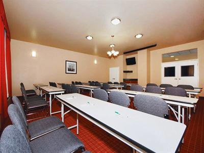 фото отеля La Quinta Inn & Suites Madison