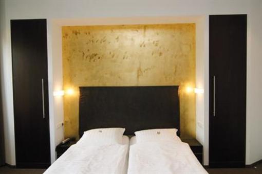 фото отеля Hotel Zur Wartburg
