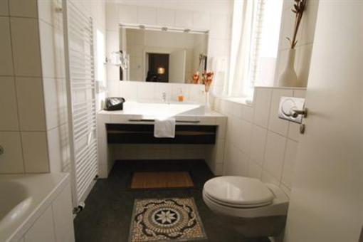 фото отеля Hotel Zur Wartburg