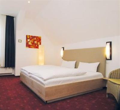фото отеля Hotel Zur Wartburg