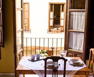 фото отеля Apartamentos Turísticos Vista Alhambra