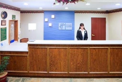 фото отеля Holiday Inn Express Hillsville