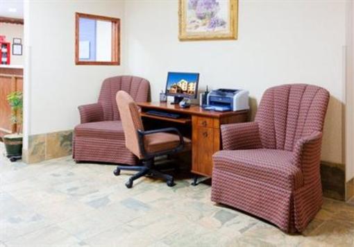 фото отеля Holiday Inn Express Hillsville