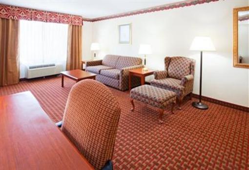 фото отеля Holiday Inn Express Hillsville