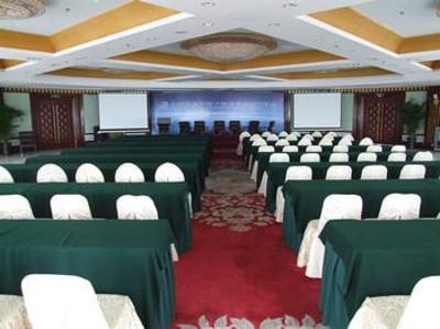 фото отеля Golden Pebble International Convention Center & Resort
