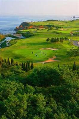 фото отеля Golden Pebble International Convention Center & Resort
