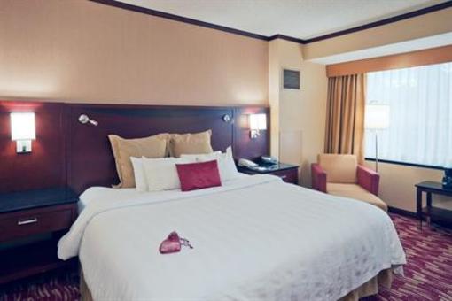 фото отеля Best Western Premier Grand Plaza Hotel & Convention Center