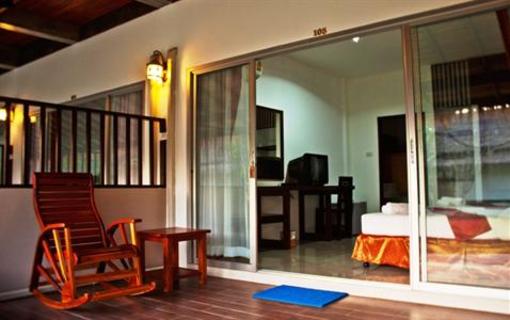 фото отеля Nana Beach Resort