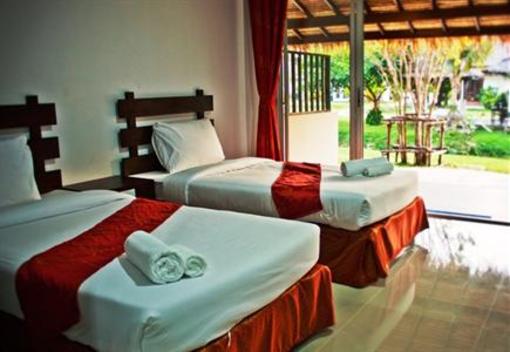 фото отеля Nana Beach Resort