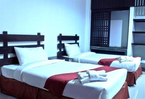 фото отеля Nana Beach Resort