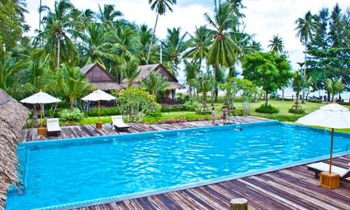 фото отеля Nana Beach Resort