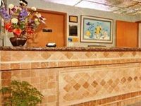 Econo Lodge at Port of Portland
