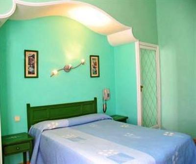 фото отеля Hostal Pereda Hs
