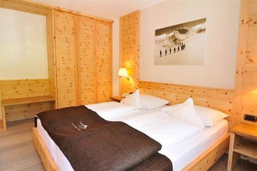 фото отеля Hotel Chalet Dlaces