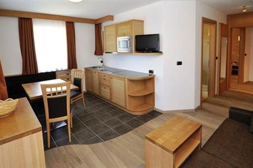 фото отеля Hotel Chalet Dlaces