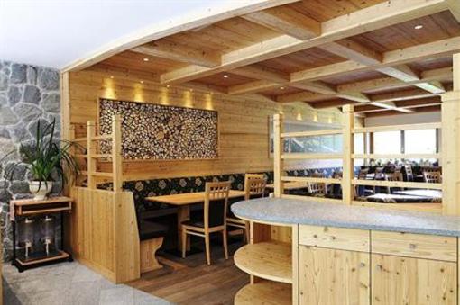 фото отеля Hotel Chalet Dlaces