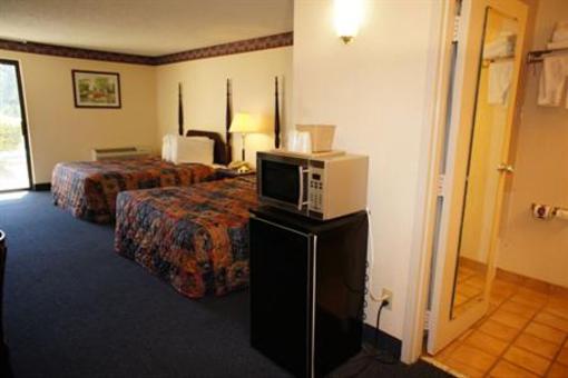 фото отеля Lincoln Inn Hotel & Suites