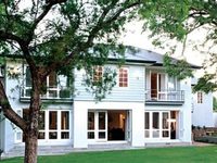 Athol Place Boutique Hotel