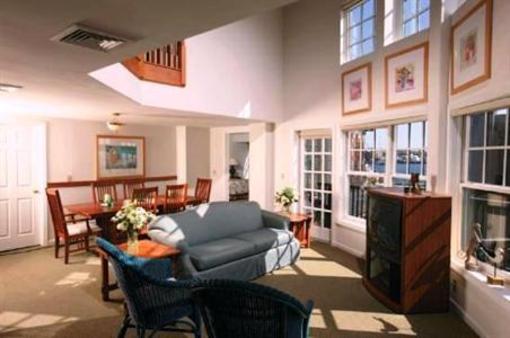 фото отеля Wyndham Long Wharf Resort