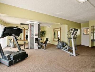 фото отеля Ramada Limited Discovery Park