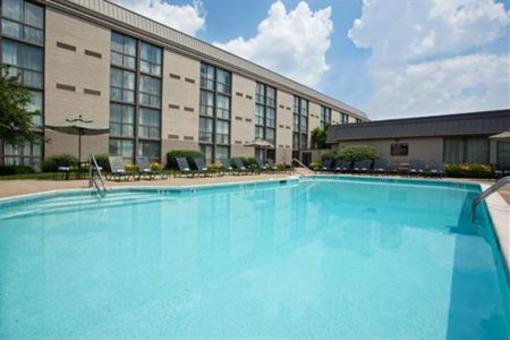 фото отеля Holiday Inn Cincinnati Riverfront