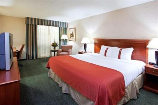 фото отеля Holiday Inn Cincinnati Riverfront
