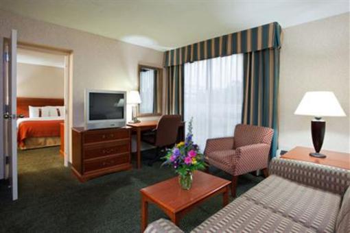 фото отеля Holiday Inn Cincinnati Riverfront