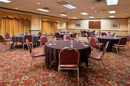 фото отеля Holiday Inn Cincinnati Riverfront