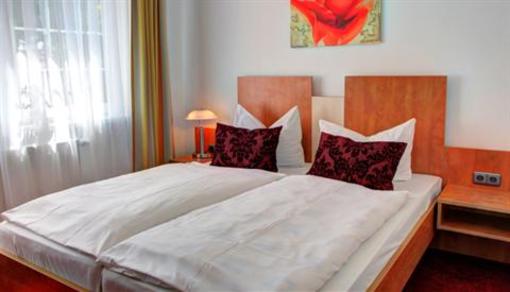 фото отеля Friesen Hotel Wilhelmshaven