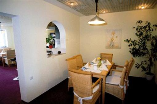 фото отеля Friesen Hotel Wilhelmshaven