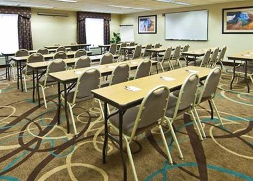 фото отеля Comfort Suites NW Lakeline