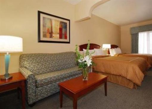 фото отеля Comfort Suites NW Lakeline
