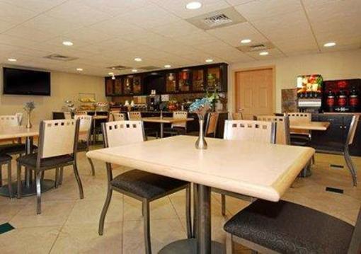 фото отеля Comfort Suites NW Lakeline