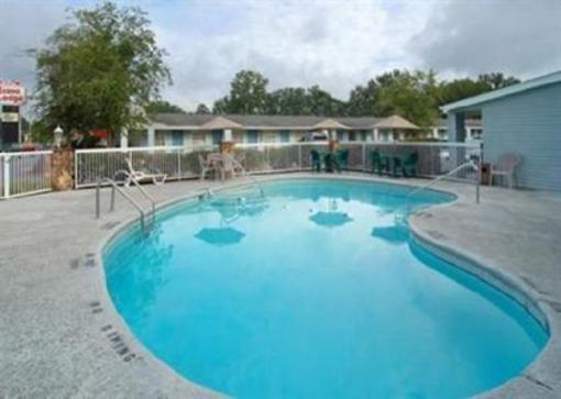 фото отеля Econo Lodge Pooler
