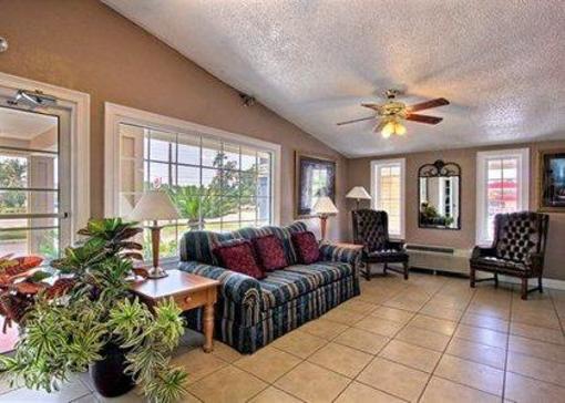 фото отеля Econo Lodge Pooler