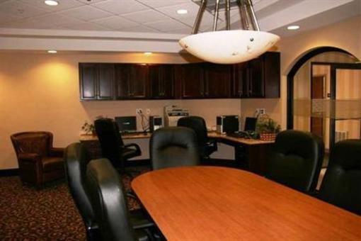 фото отеля Hampton Inn Watertown
