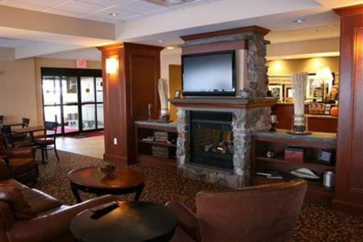 фото отеля Hampton Inn Watertown