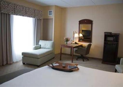 фото отеля Hampton Inn Watertown