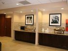 фото отеля Hampton Inn Watertown